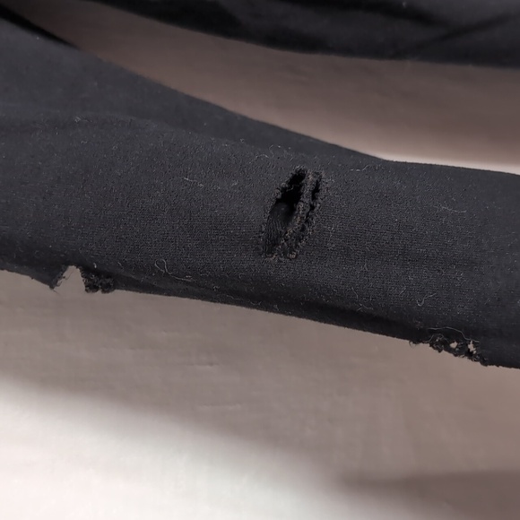 J&L Paris Black Distressed Splatter Paint Crewneck Sweatshirt Size Medium - Picture 3 of 8